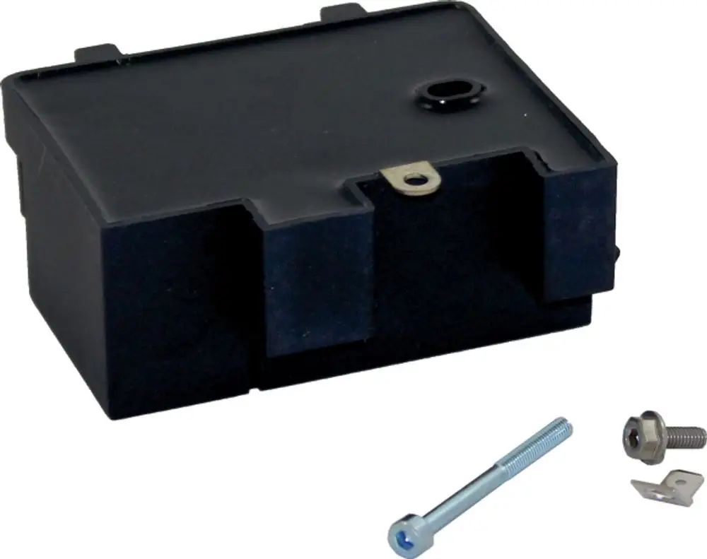 Schwarze Box mit mehreren Anschlüssen und Schrauben, möglicherweise für technische Anwendungen. Produkt von Wolf, vermutlich für Zündanwendungen.
